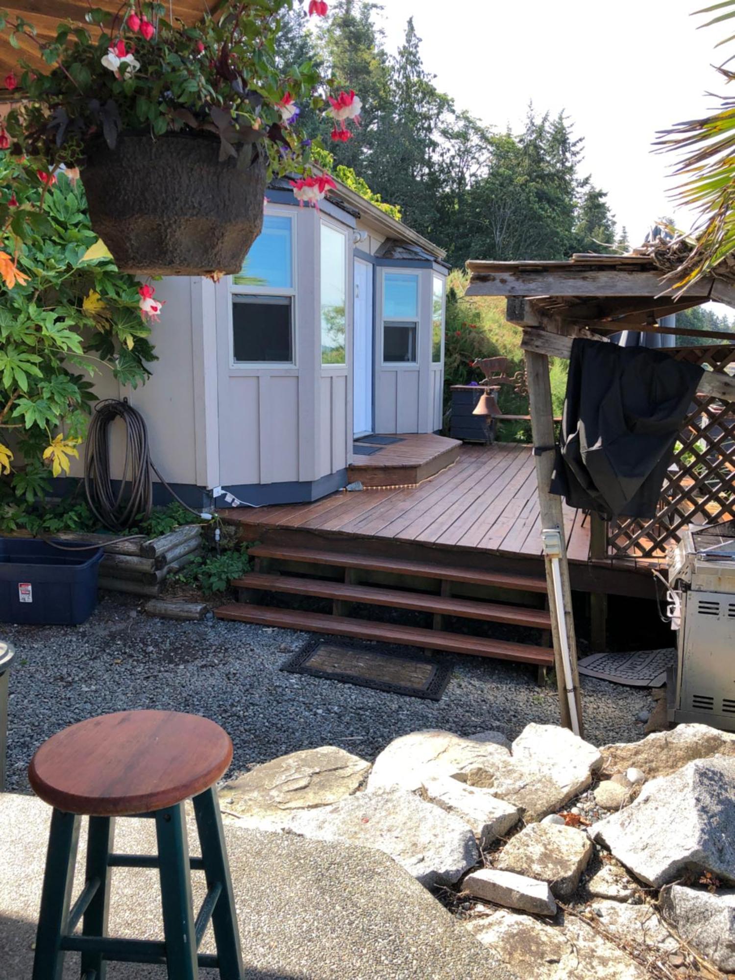 Qualicum Breeze Beach Resort Bowser Exterior photo